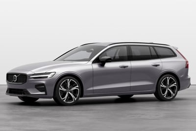 Volvo V60 B4 automatico Plus Dark nuova a Parma