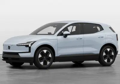 Volvo EX30 Single Motor Extended Range Core rwd nuova a Parma