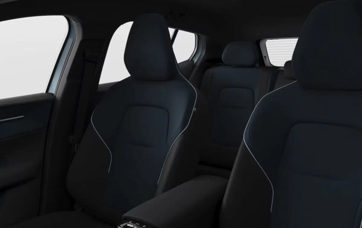 Volvo EX30 nuova a Parma (4)