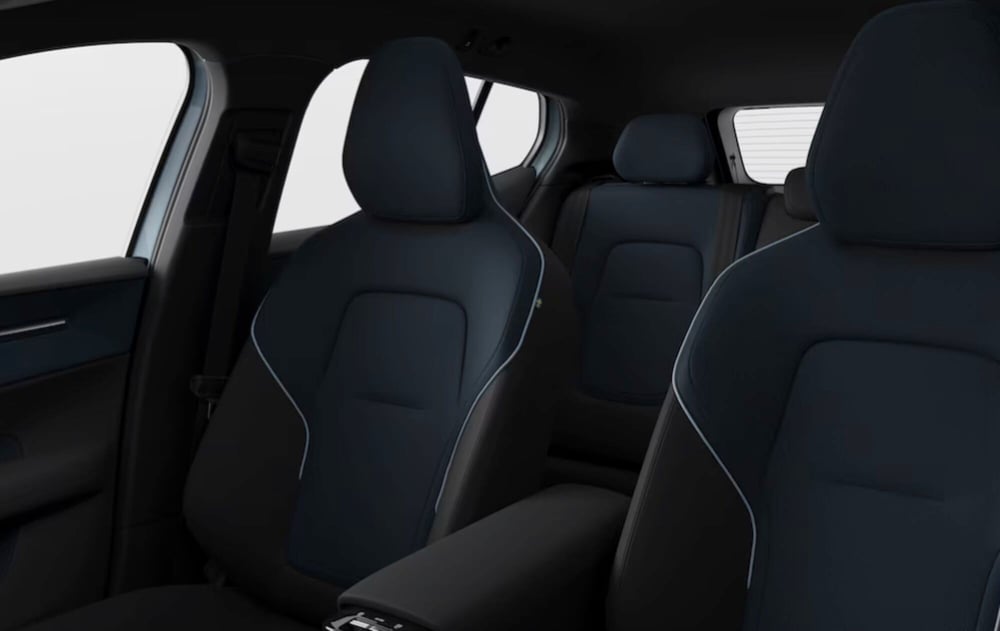 Volvo EX30 nuova a Parma (4)