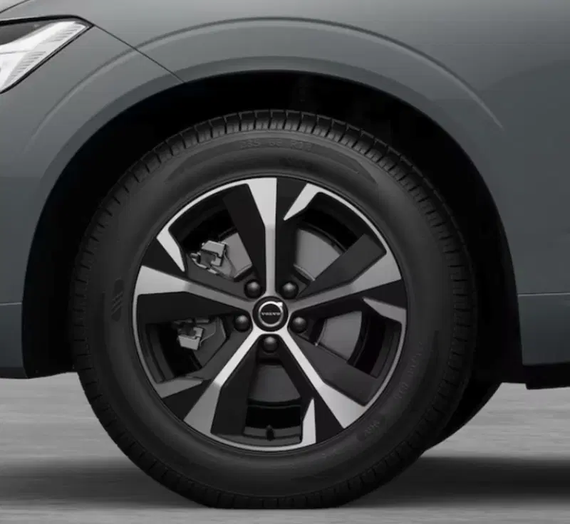 Volvo XC60 nuova a Parma (2)