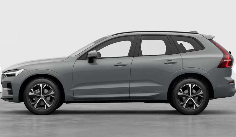 Volvo XC60 nuova a Parma (5)
