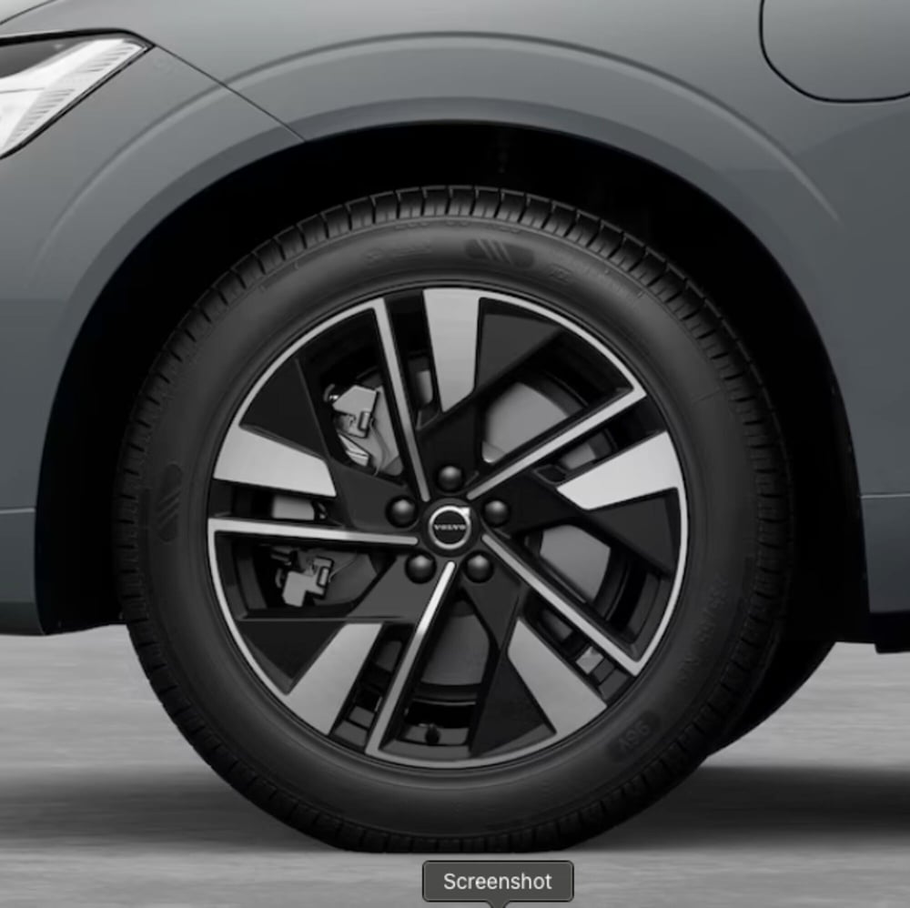 Volvo XC60 nuova a Parma (3)