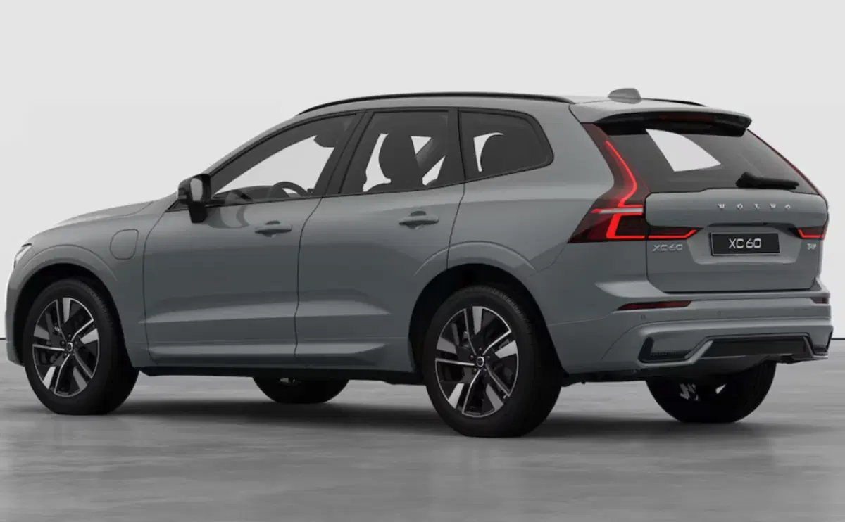 Volvo XC60 nuova a Parma (6)