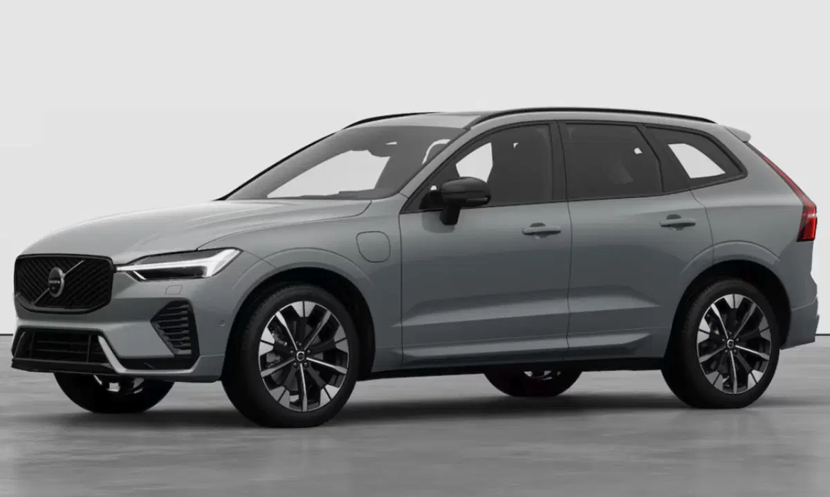 Volvo XC60 nuova a Parma