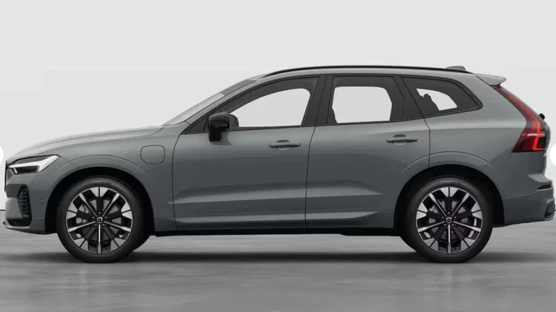 Volvo XC60 nuova a Parma (2)