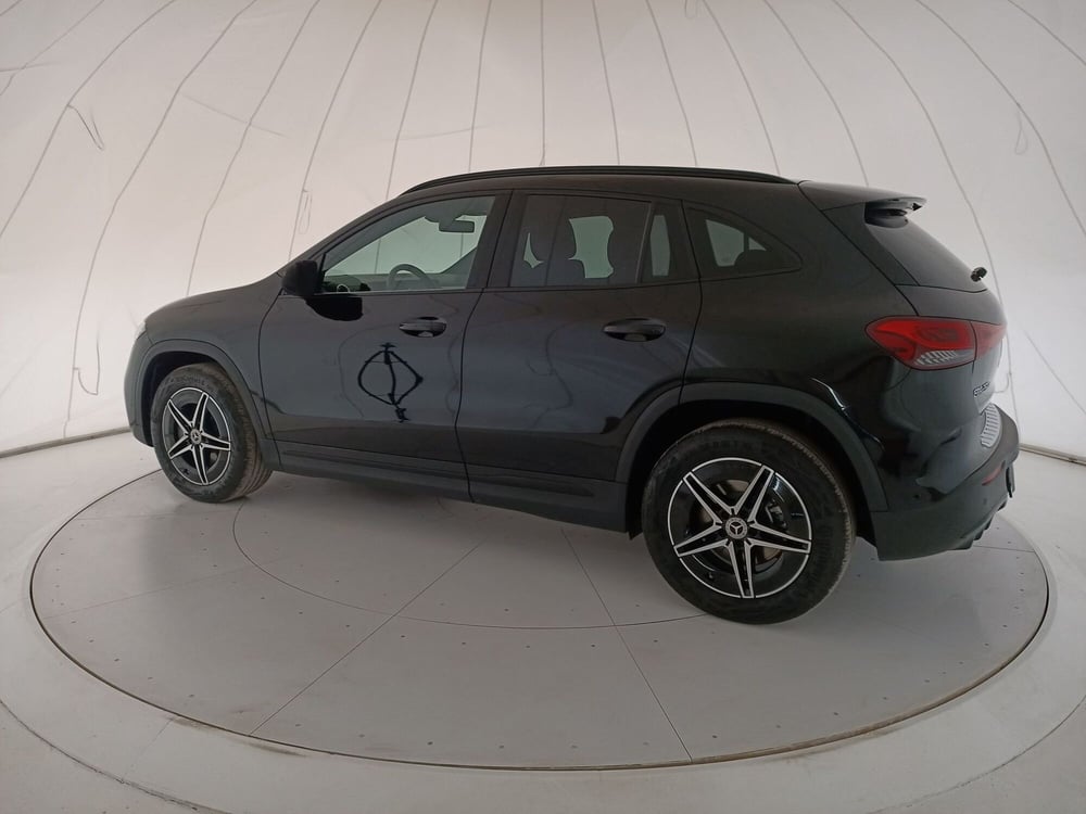 Mercedes-Benz EQA usata a Taranto (3)