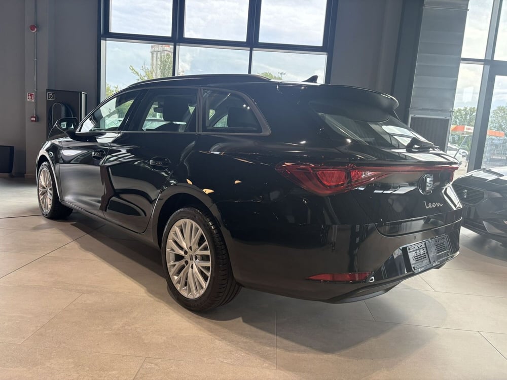 SEAT Leon ST nuova a Ferrara (5)