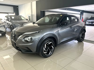 Nissan Juke 1.6 hev N-Connecta del 2023 usata a Ferrara