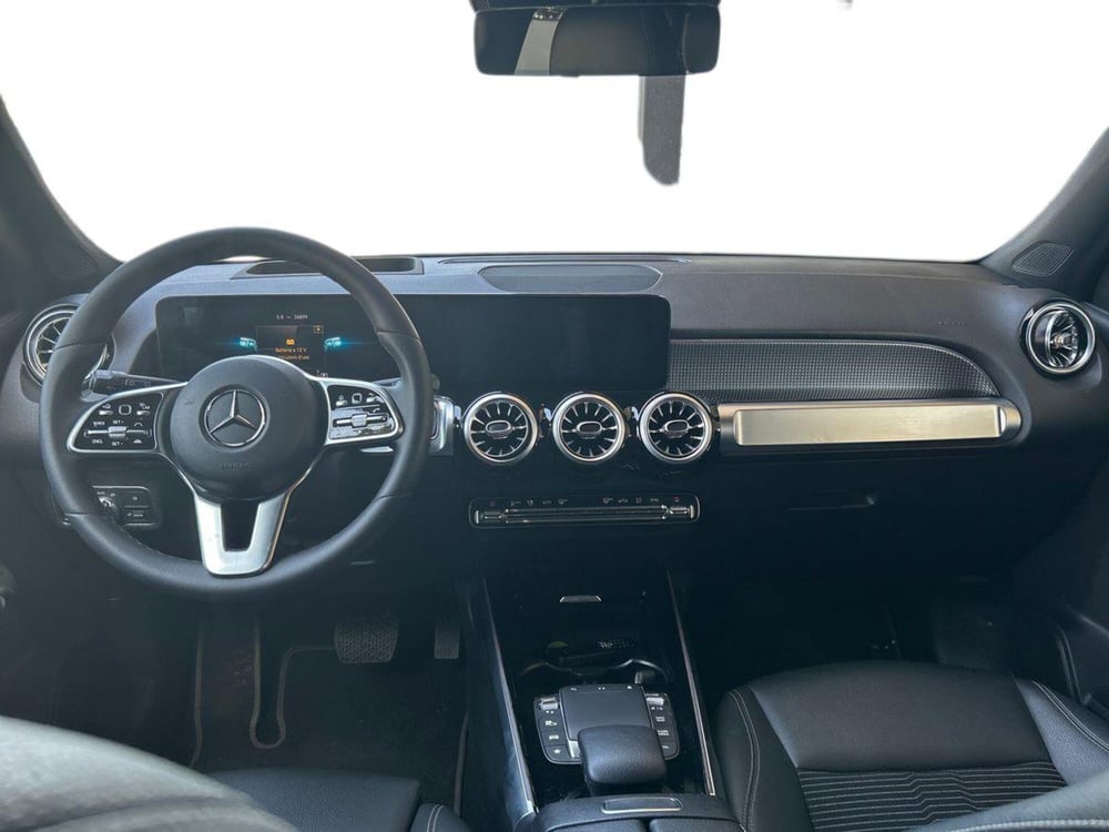 Mercedes-Benz GLB usata a Bari (9)