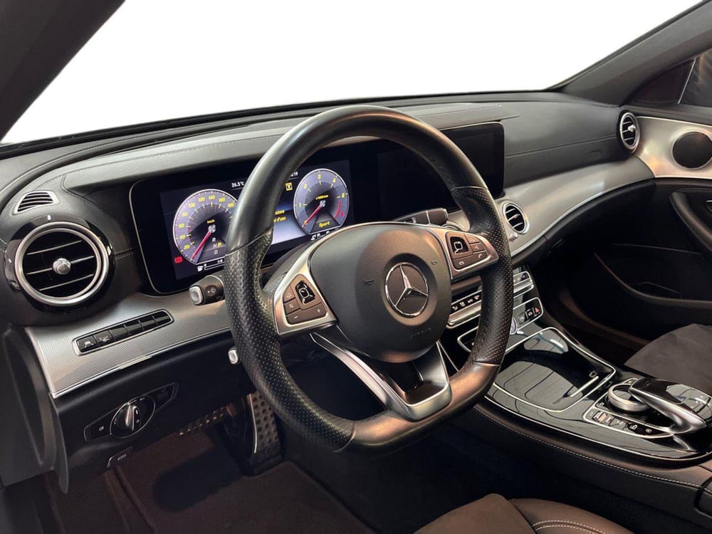 Mercedes-Benz Classe E Station Wagon usata a Bari (15)