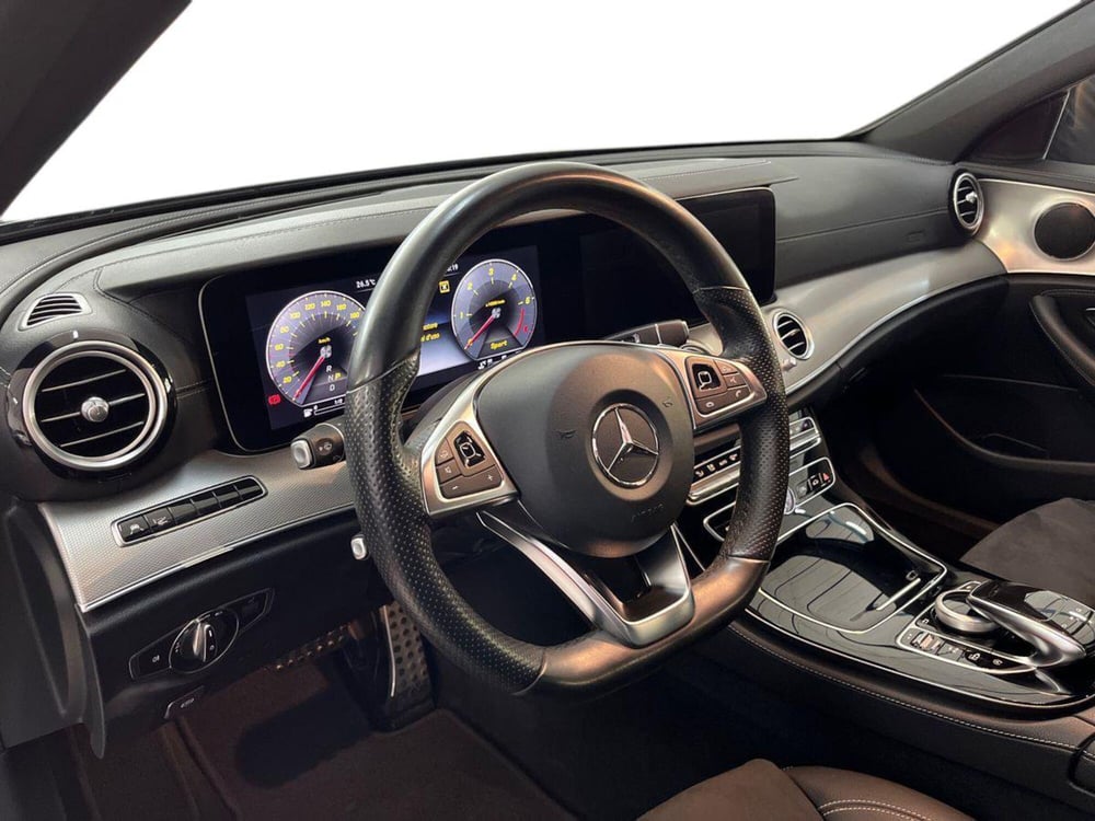 Mercedes-Benz Classe E Station Wagon usata a Bari (16)