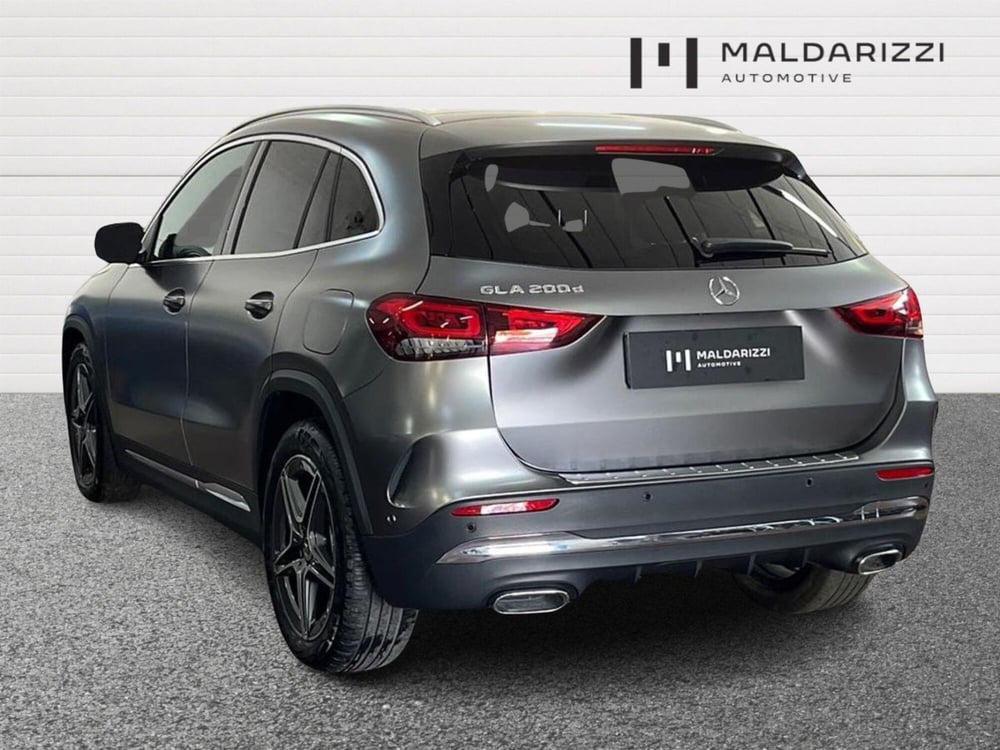 Mercedes-Benz GLA SUV usata a Bari (14)