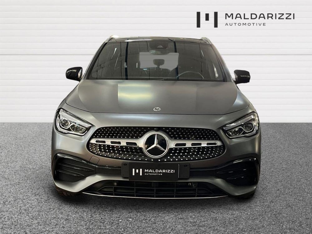 Mercedes-Benz GLA SUV usata a Bari (2)