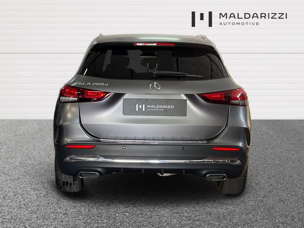 Mercedes-Benz GLA SUV usata a Bari (3)