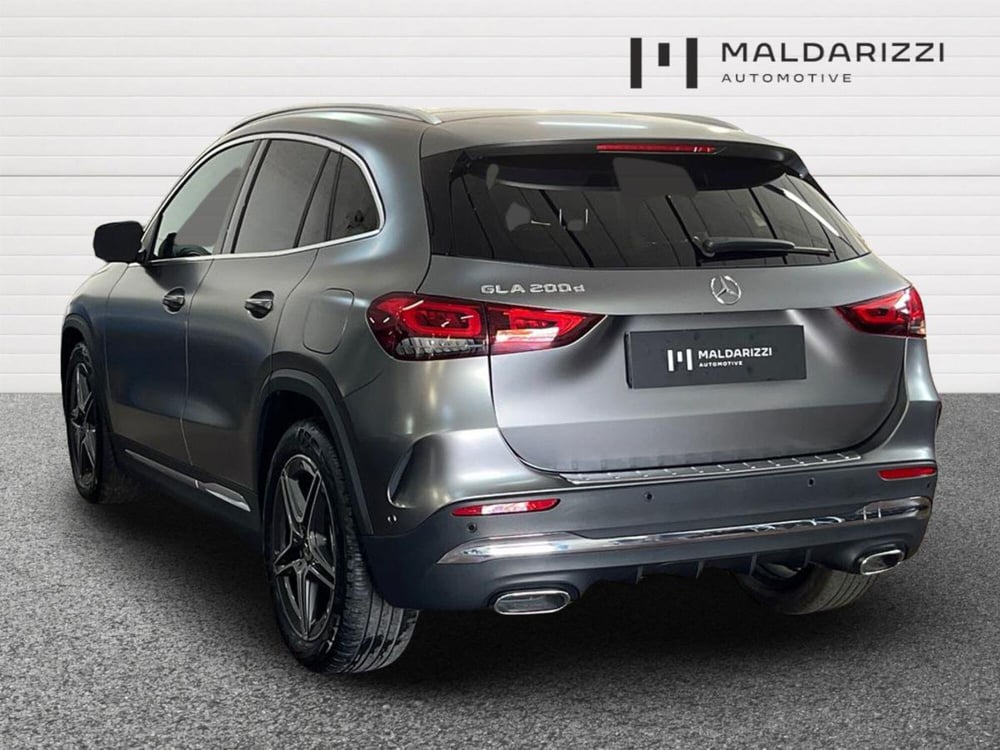 Mercedes-Benz GLA SUV usata a Bari (4)