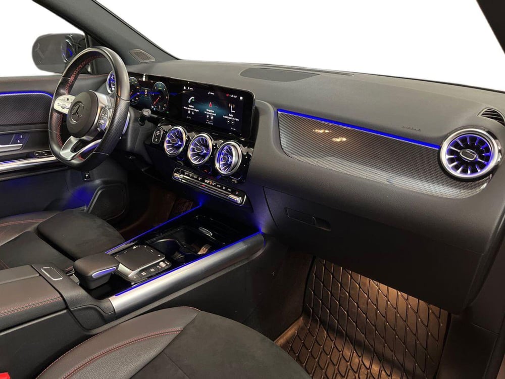 Mercedes-Benz GLA SUV usata a Bari (9)