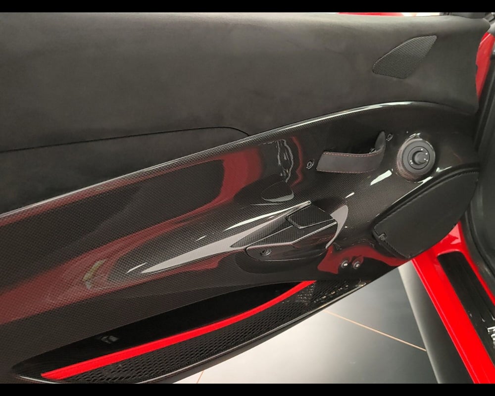 Ferrari 488 Coupé usata a Verona (17)