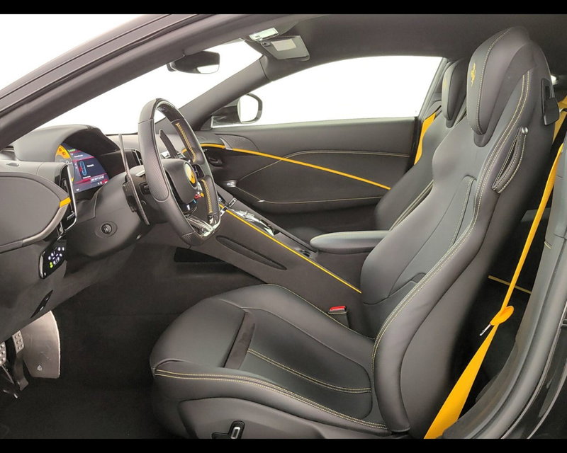 Ferrari Roma Spider usata a Verona (12)