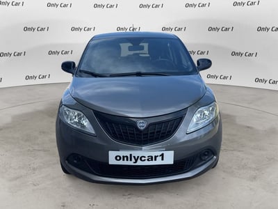 Lancia Ypsilon 1.0 FireFly 5 porte S&amp;S Hybrid Silver Plus del 2023 usata a Ferrara