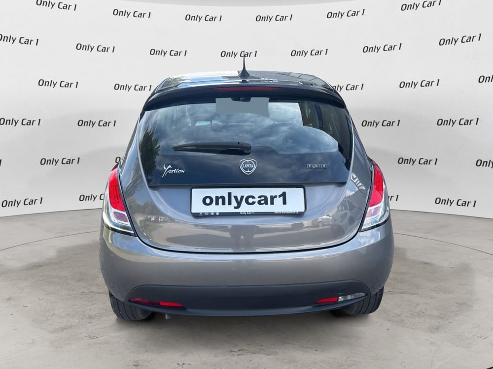 Lancia Ypsilon usata a Ferrara (4)