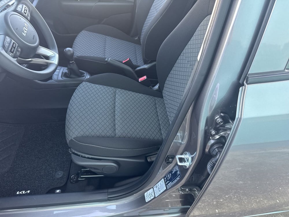 Kia Picanto nuova a Ferrara (9)