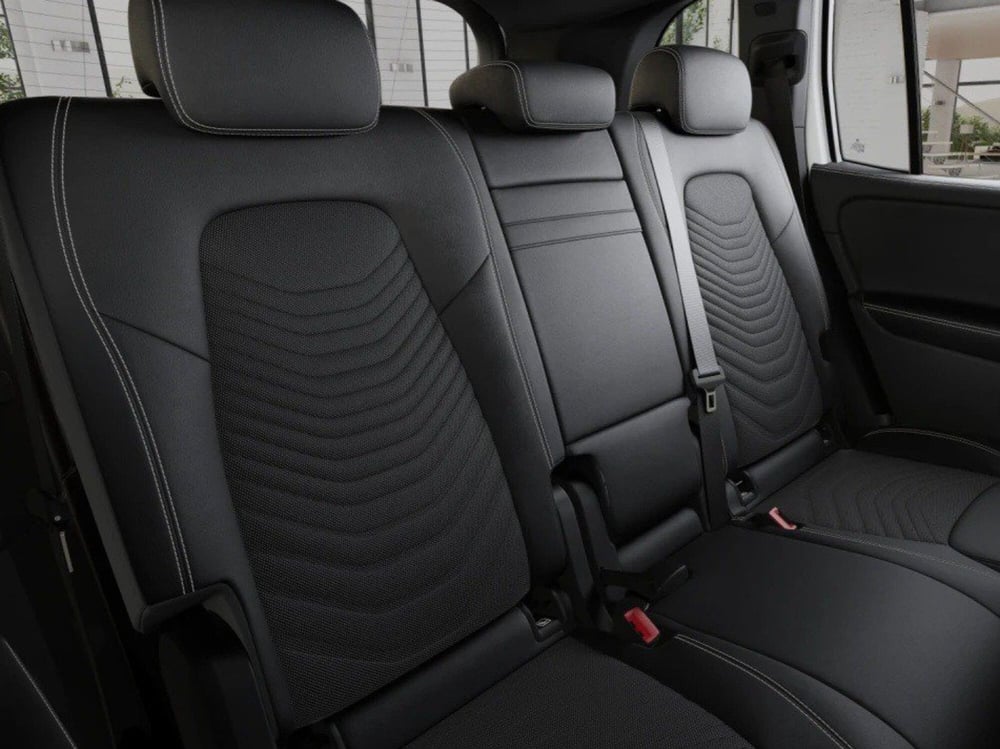 Mercedes-Benz GLB nuova a Ancona (10)