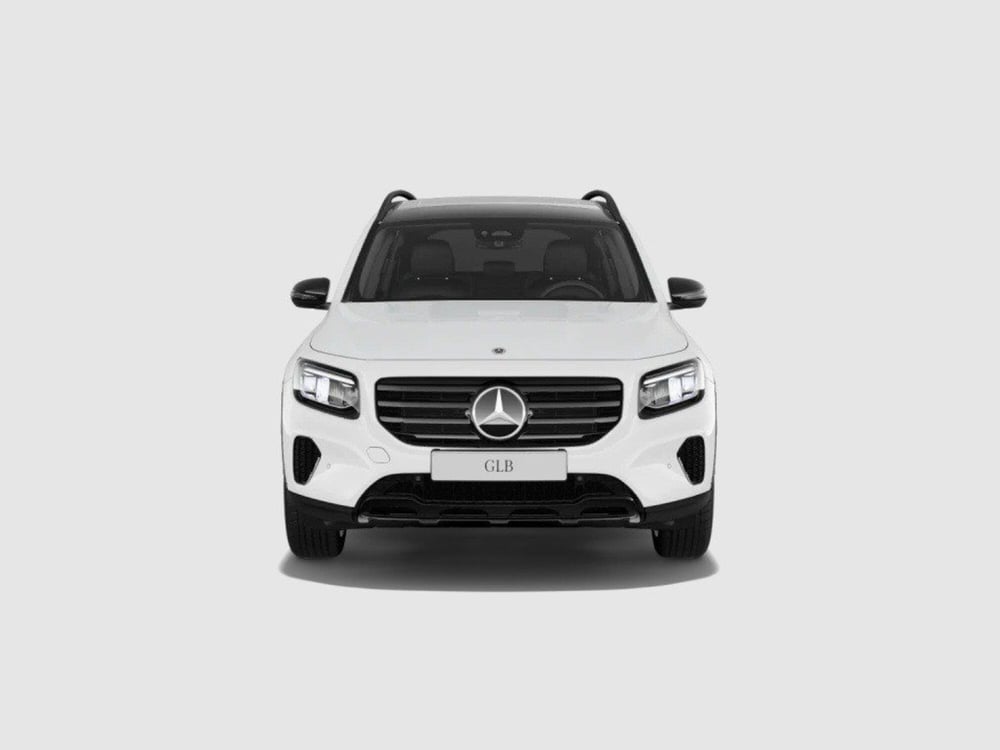 Mercedes-Benz GLB nuova a Ancona (8)