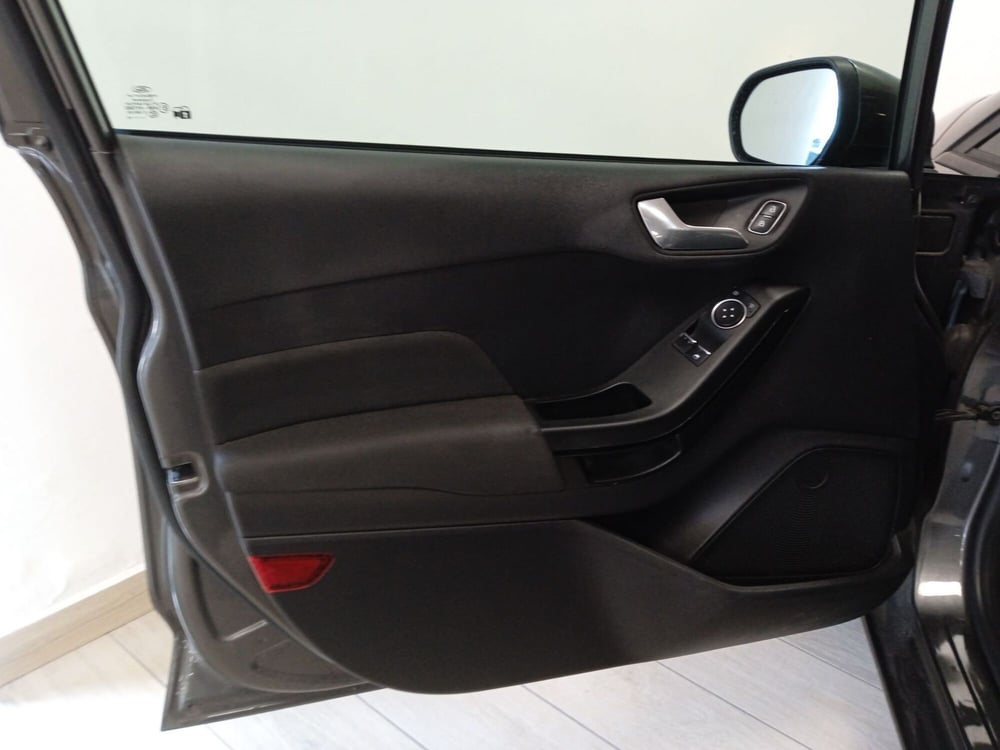 Ford Fiesta usata a Torino (9)