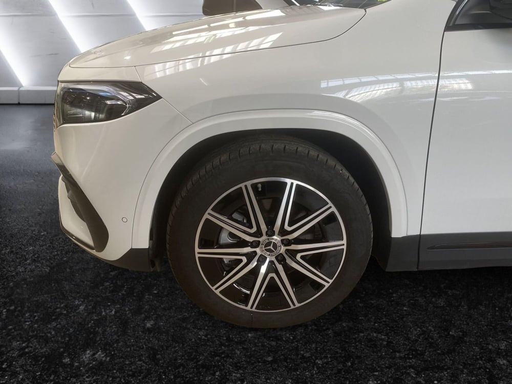 Mercedes-Benz EQA usata a Napoli (8)