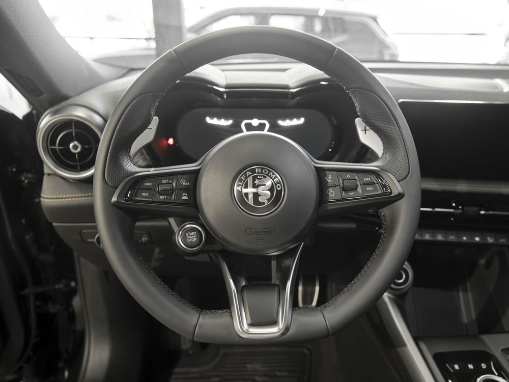 Alfa Romeo Tonale nuova a Prato (5)