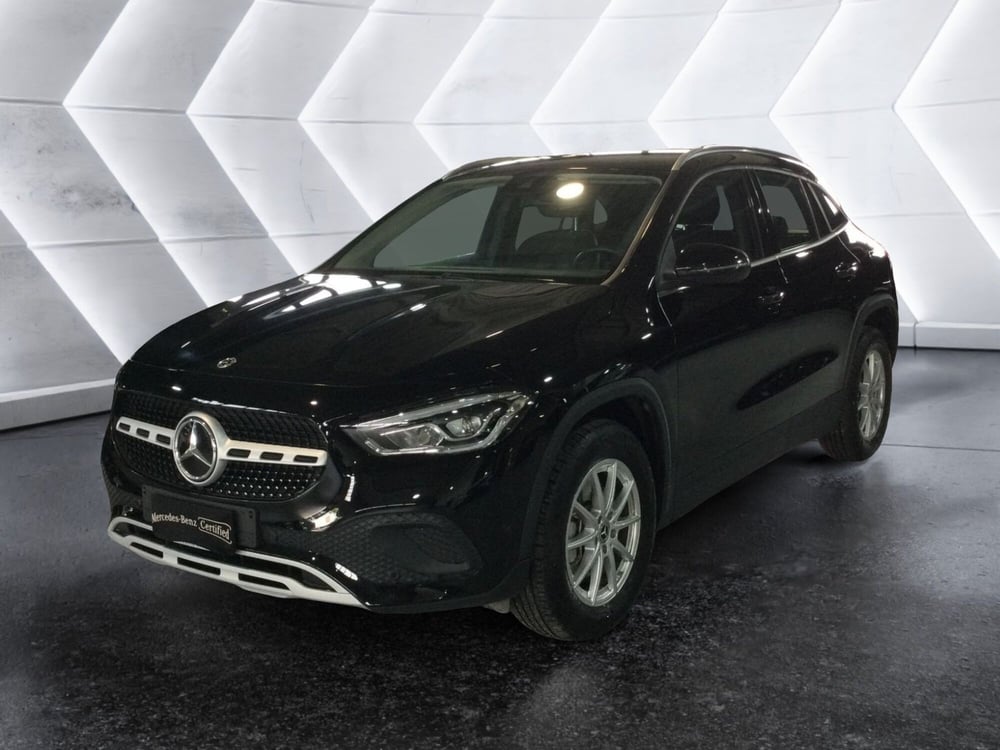 Mercedes-Benz GLA SUV usata a Caserta