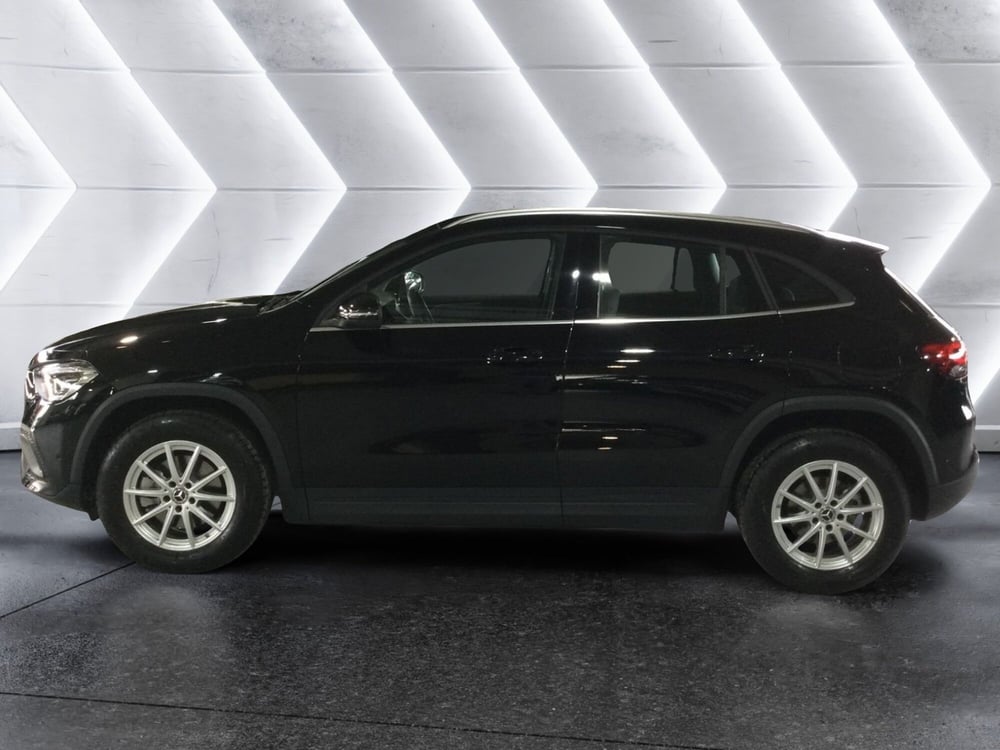 Mercedes-Benz GLA SUV usata a Caserta (3)