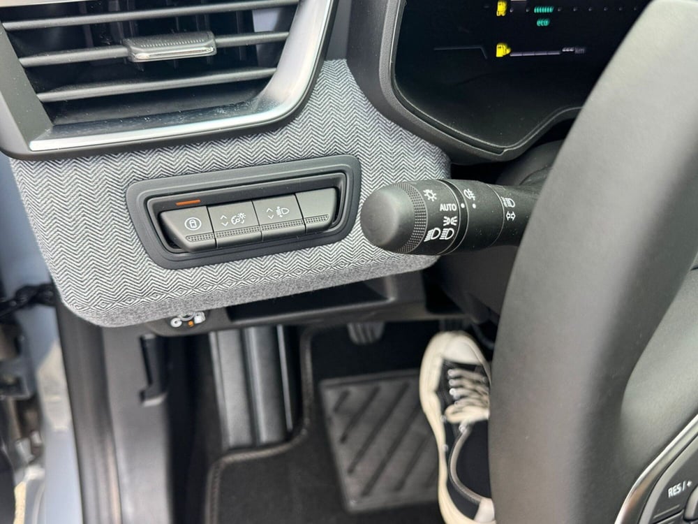 Renault Clio nuova a Pavia (15)