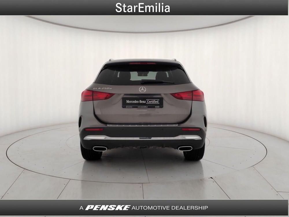 Mercedes-Benz GLA SUV usata a Bologna (4)
