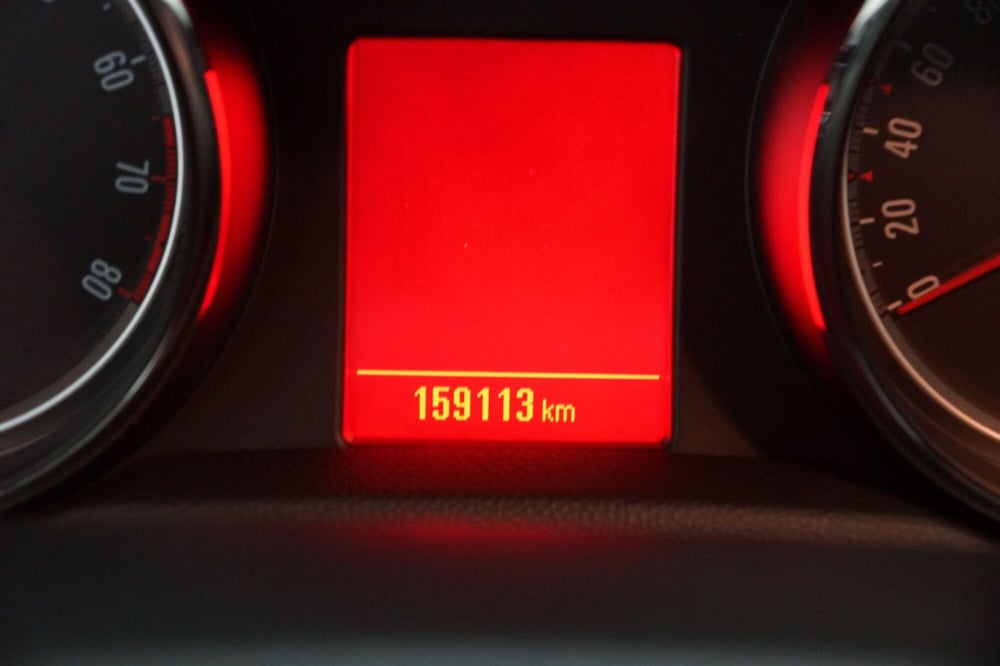 Opel Mokka usata a Torino (12)