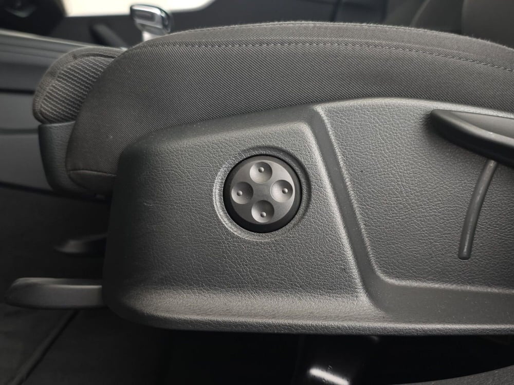 Audi A4 Avant usata a Asti (18)