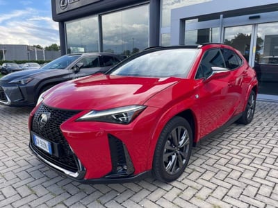 Lexus UX 300h 2.0 F-Sport 4wd cvt del 2024 usata a Perugia