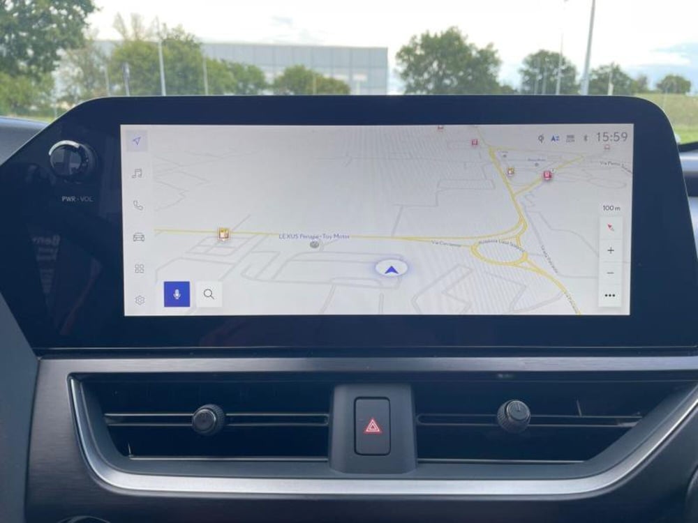 Lexus UX usata a Perugia (11)
