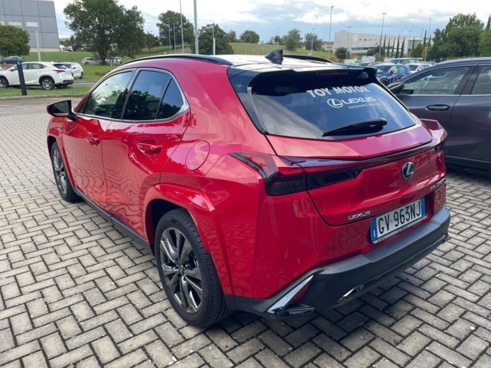 Lexus UX usata a Perugia (4)