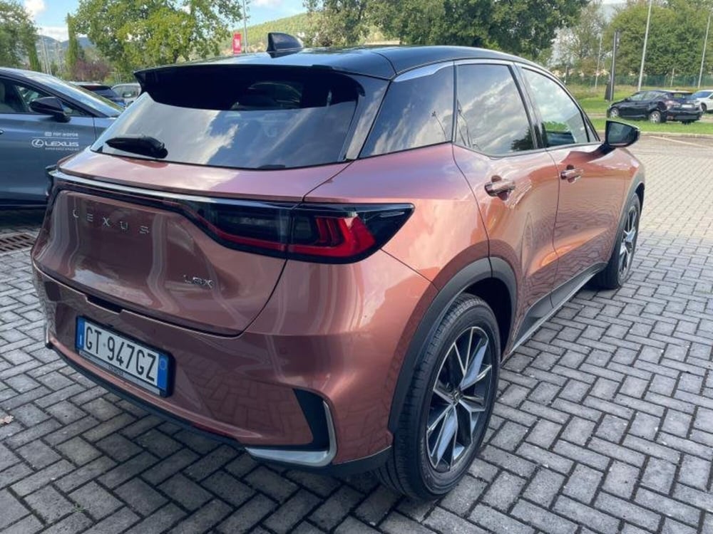 Lexus LBX usata a Perugia (7)