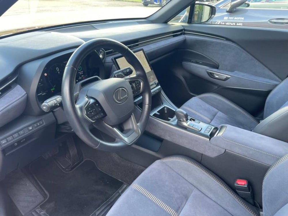 Lexus LBX usata a Perugia (8)