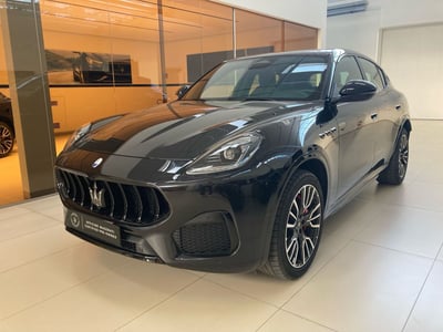 Maserati Grecale 2.0 mhev Modena 330cv auto del 2022 usata a Bari