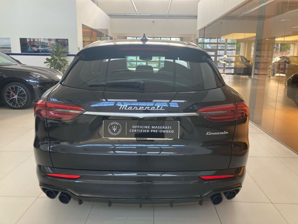Maserati Grecale usata a Bari (4)