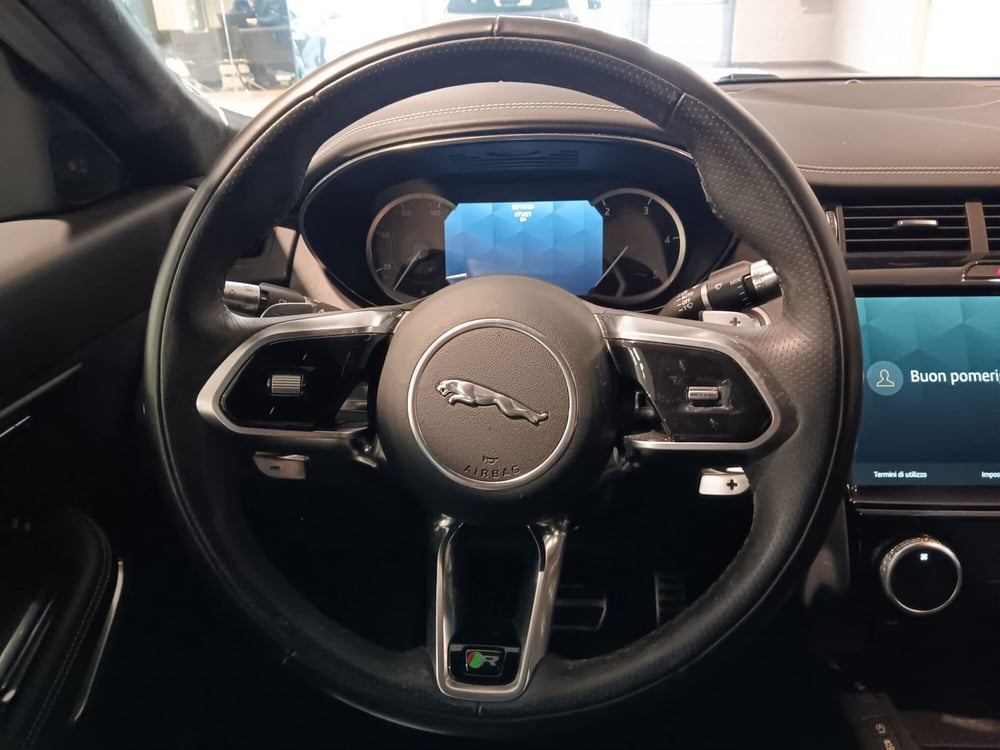 Jaguar E-Pace usata a Cuneo (12)
