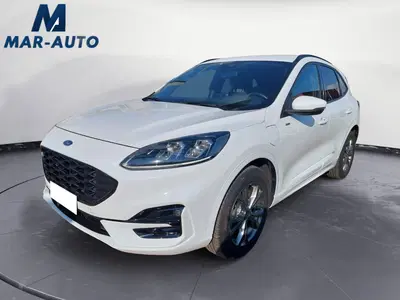 Ford Kuga 2.5 Plug In Hybrid 225 CV CVT 2WD ST-Line del 2021 usata a Montebelluna