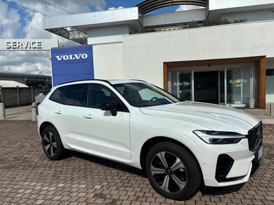 Volvo XC60 T6 Recharge AWD Plug-in Hybrid aut. Plus Dark del 2025 usata a Caresanablot