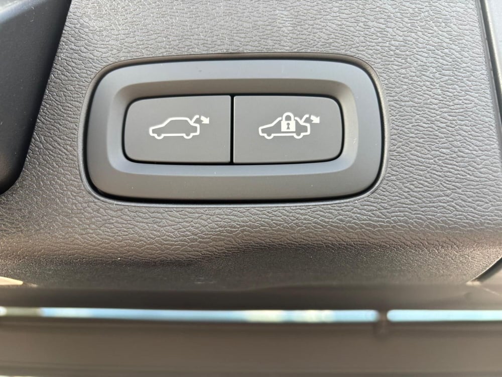 Volvo XC60 usata a Vercelli (12)