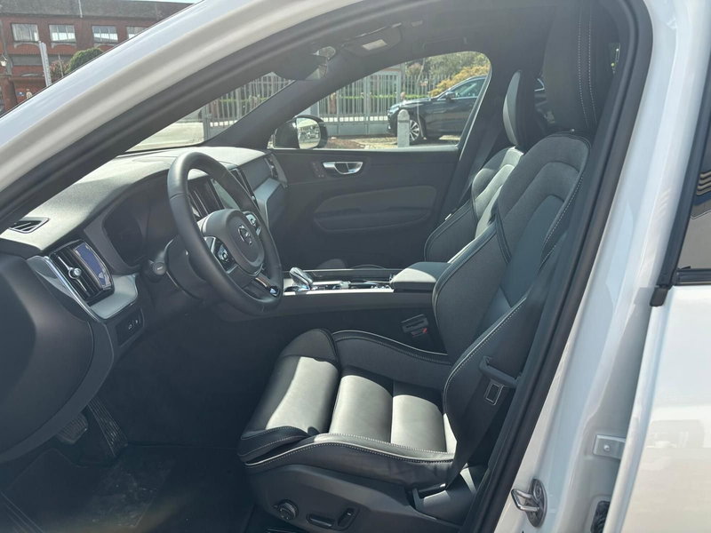 Volvo XC60 usata a Vercelli (13)