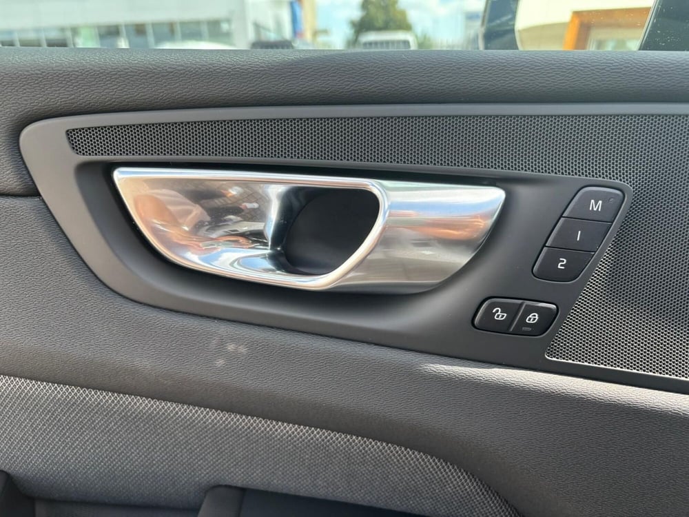Volvo XC60 usata a Vercelli (16)